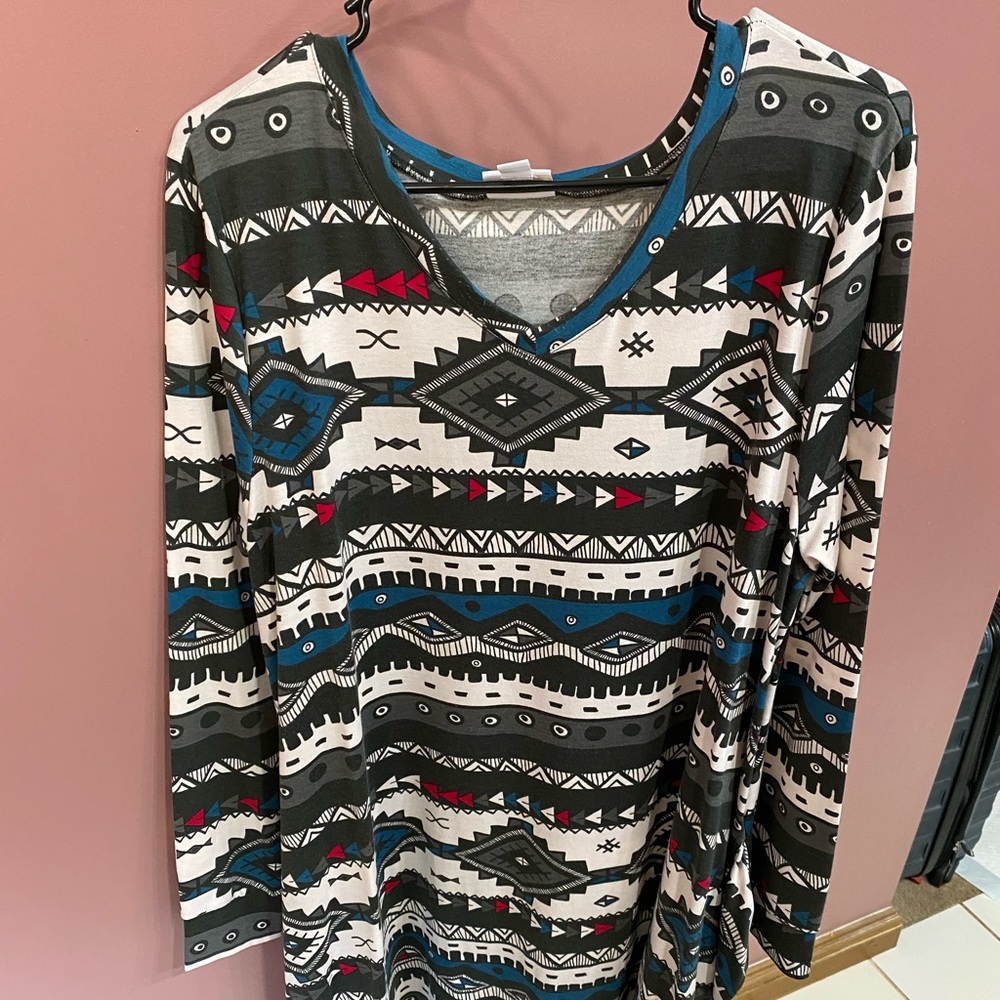 XL Lularoe Emily